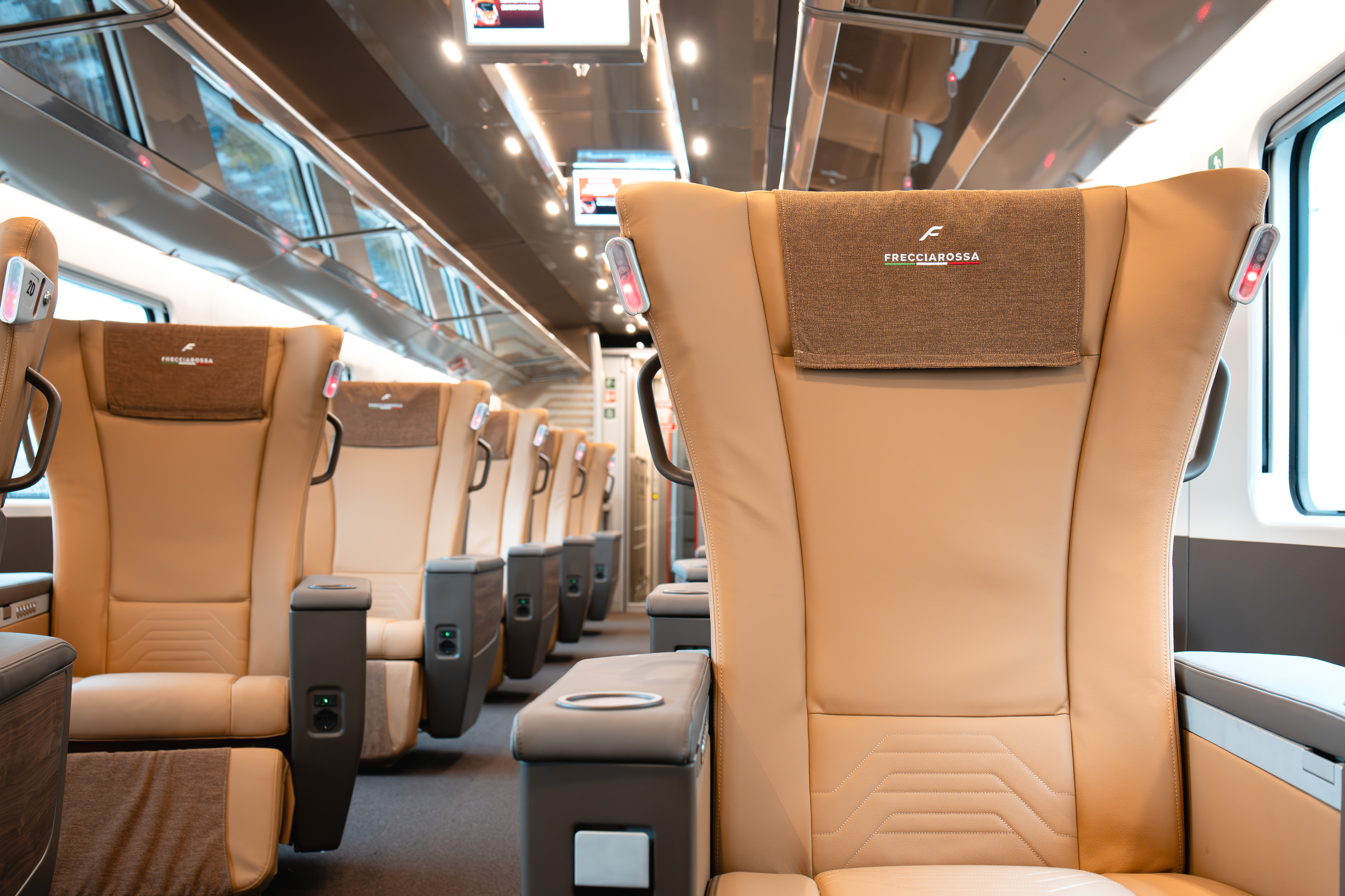Frecciarossa-019 (1).jpg
